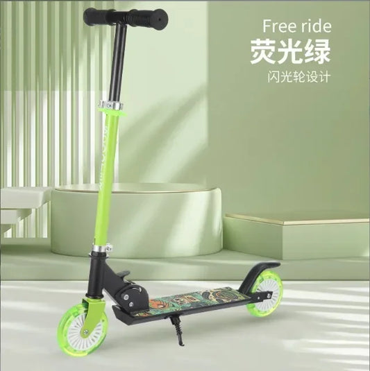 Green Free Ride Kick Scooter